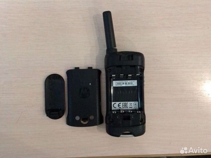 Радиостанция портативная Motorola tlkr T61