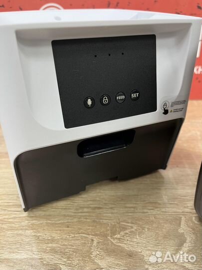 Автоматическая кормушка для домашних животных new