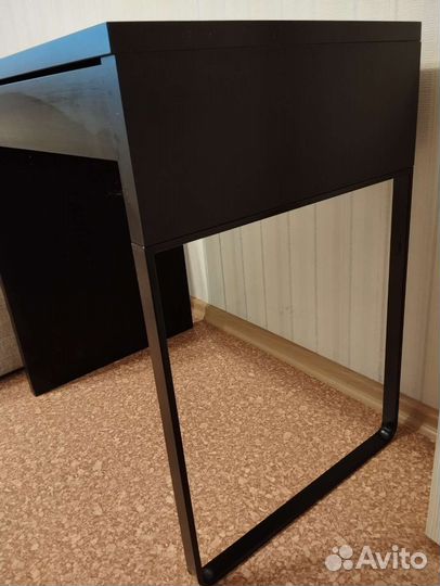 Компьютерный стол IKEA