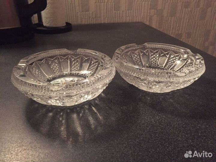 Хрустальная пепельница гдр, 2 шт