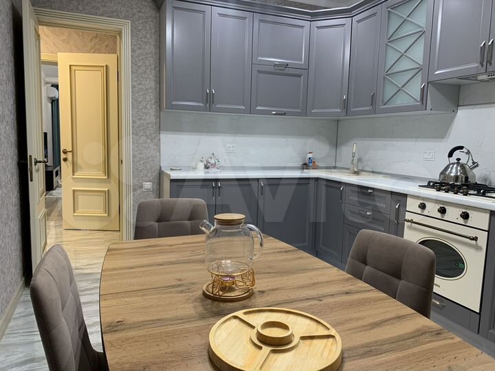 3-к. квартира, 76 м², 2/5 эт.