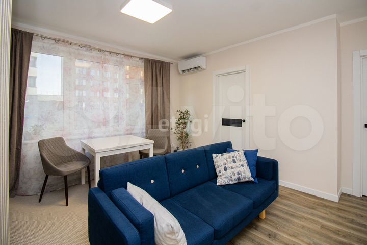 2-к. квартира, 60 м², 2/10 эт.