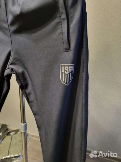 Спортивный костюм новый мужской