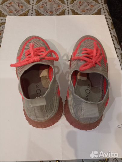 Кроссовки детские Р. 30. Б.у.Отличное состояние