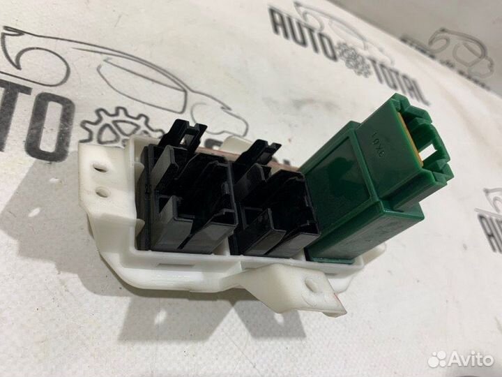 Блок кнопок Mitsubishi Lancer 10 4A92 2013