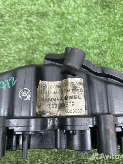 Коллектор впускной правый Audi Q7 4L 3.0 дизель