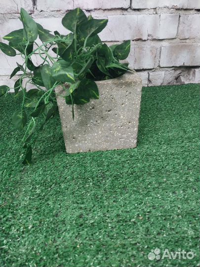 Кашпо на подоконник