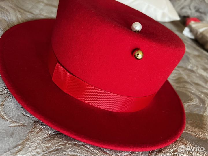Дизайнерская женская фетровая шляпа