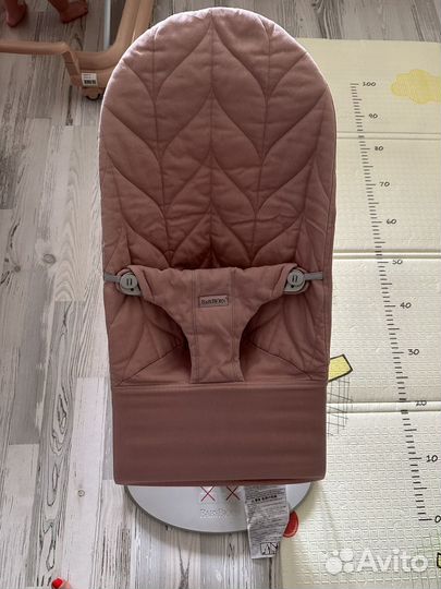 Шезлонг детский BabyBjorn Cotton пыльно-розовый