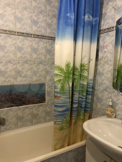 Комната 18 м² в 3-к., 13/16 эт.