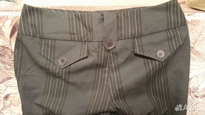 Брюки капри