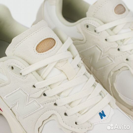 New Balance 2002R White