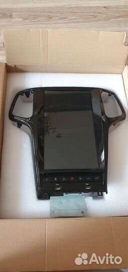 Магнитола CarMedia ZF-1823 DSP Jeep Grand Cherokee