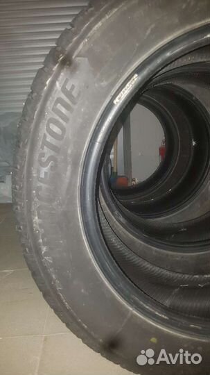 Bridgestone Ice Cruiser 7000S 205/60 R16