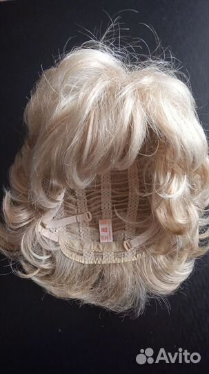 Парик женский