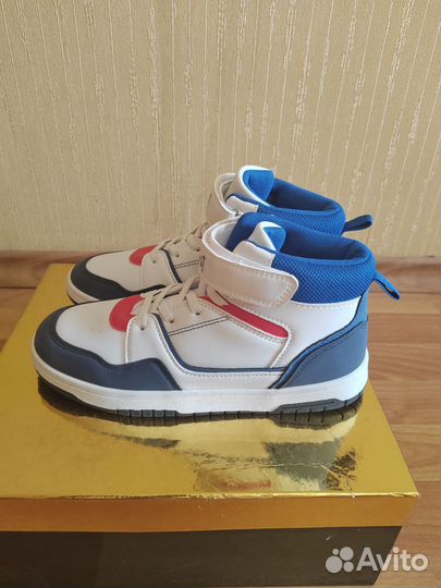 Кроссовки для мальчика 36 размер новые