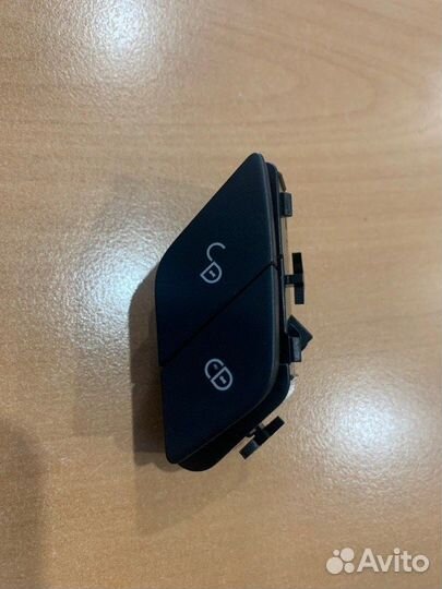 Кнопка центрального замка Mercedes-Benz S-Class