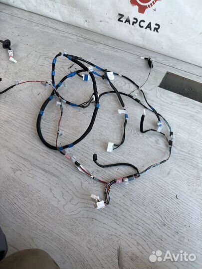 Lexus RX4 Проводка торпеды