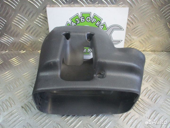 Кожух подрулевой Hyundai Sonata 3 1996г