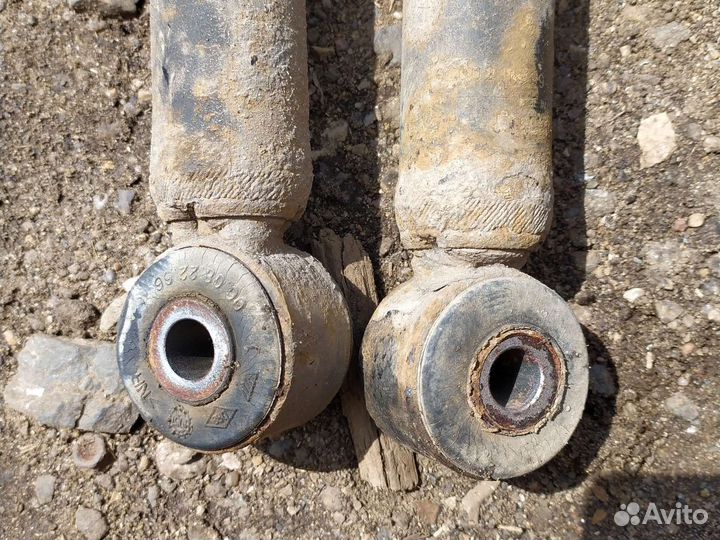 Задние амортизаторы Рено Логан