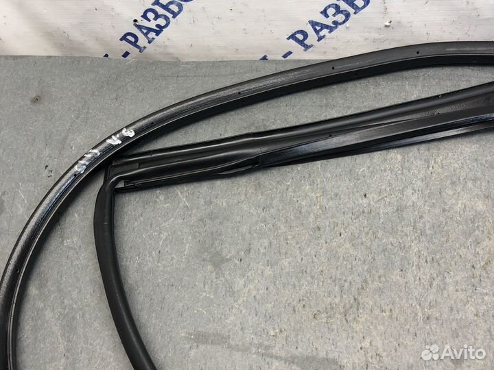 Зад лев уплотнитель двери Nissan G15