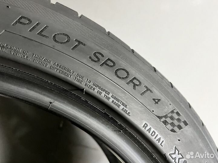 Michelin Pilot Sport 4 235/45 R18