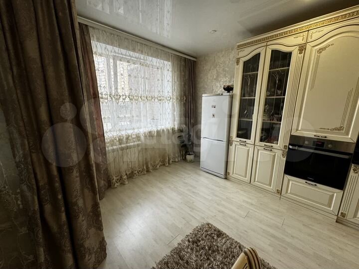 3-к. квартира, 70,8 м², 1/18 эт.