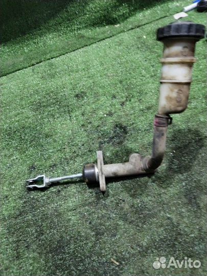 Главный цилиндр сцепления Daewoo Nexia F16D3 2008