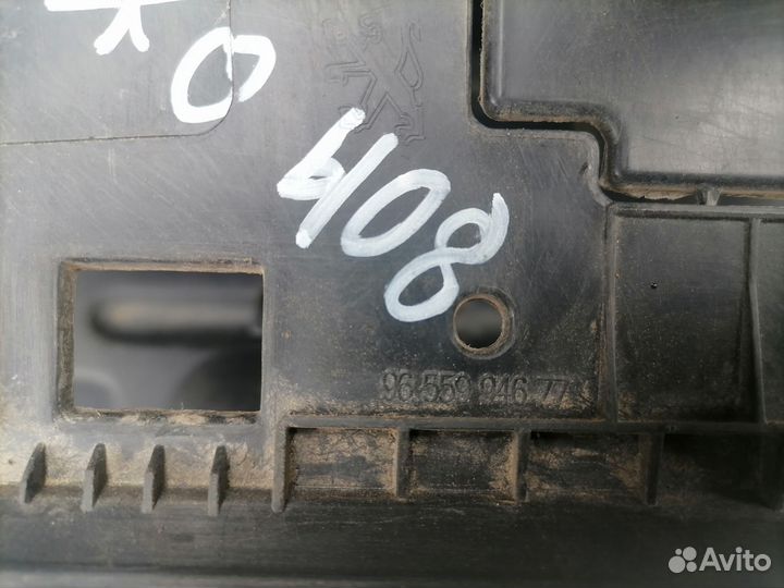 Бардачок для Peugeot 408 2012-2017