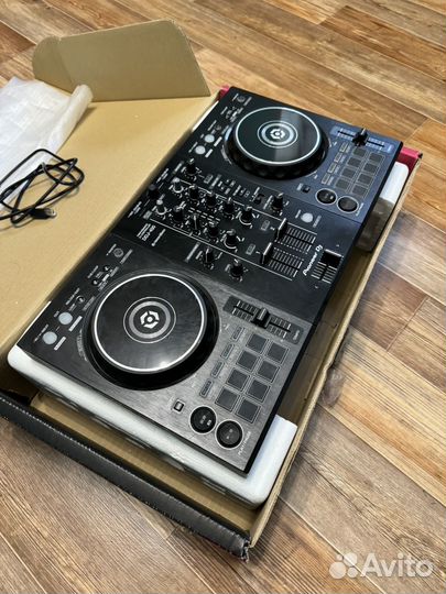 DJ контроллер Pioneer ddj 400