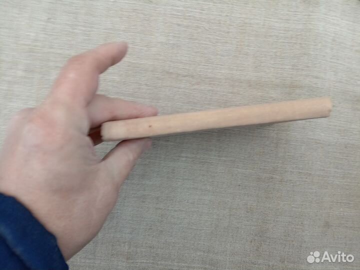 Русско-латышский разговорник. Сост. А. Гутманис