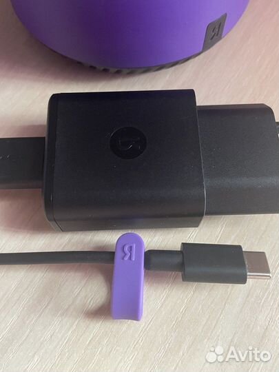 Умная колонка Яндекс Станция Лайт с Алисой