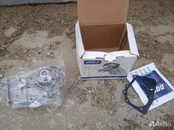 Помпа на двигатель к4м