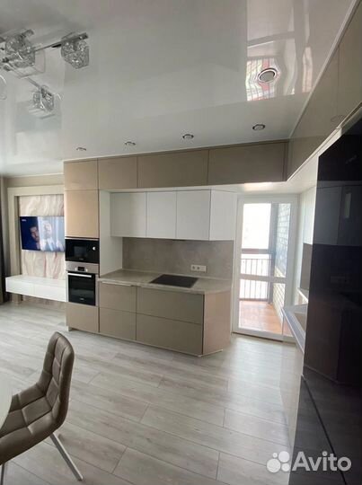 Угловая кухня на заказ