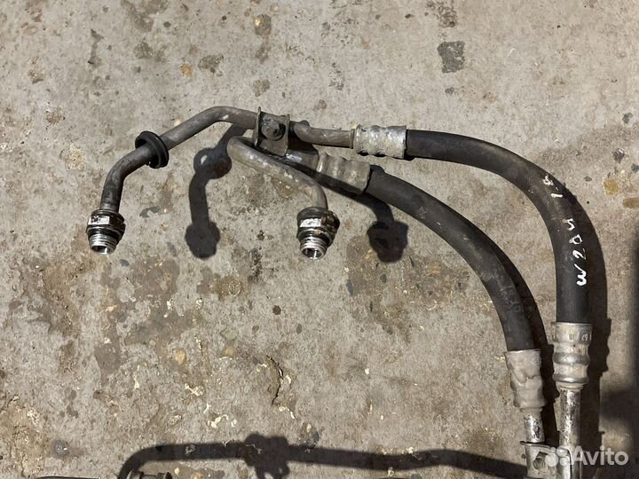 Трубки охлаждения АКПП 1.6 M274 Mercedes W204