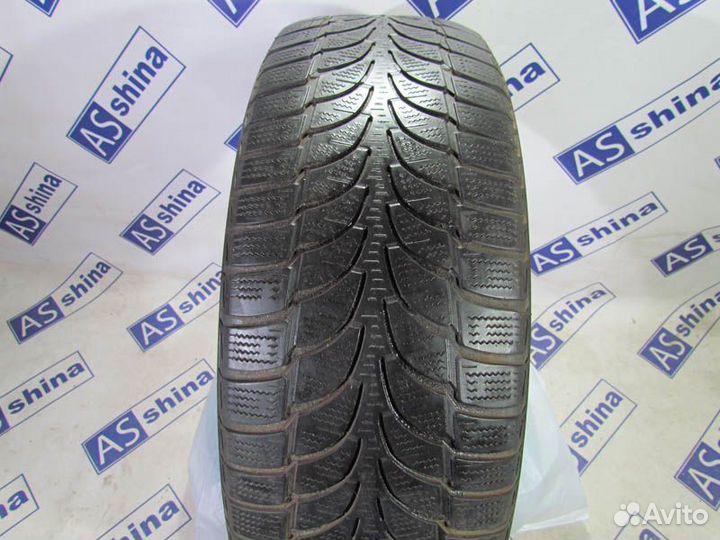Bridgestone Blizzak LM-80 Evo 235/55 R19 101K
