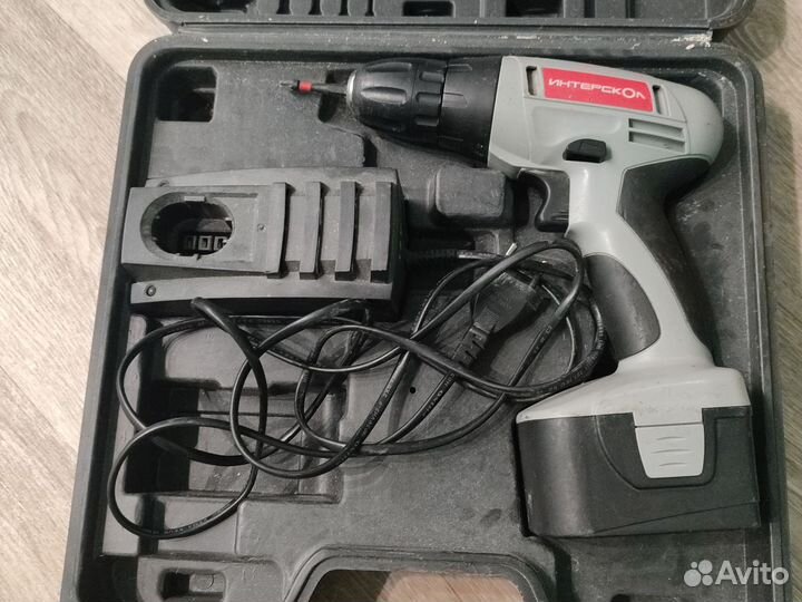 Шуруповерт интерскол бу