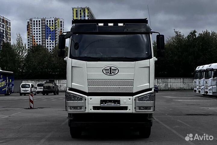 FAW J6 CA3310P66K23T4E5, 2023