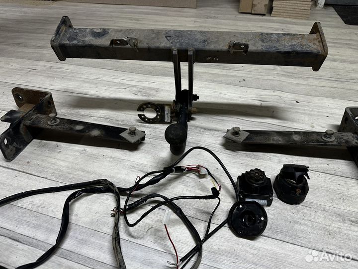 Продам фаркоп на opel astra gtc