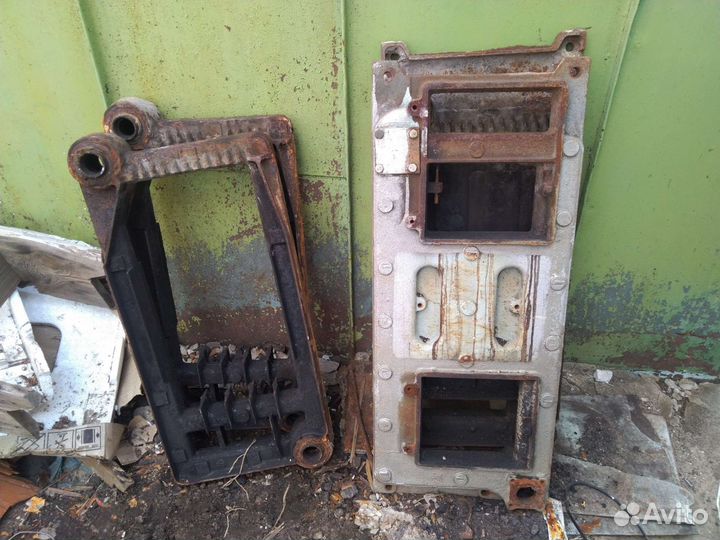 Батарея чугунная, котел твердотопливный