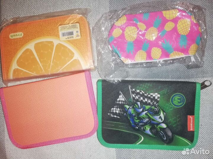 Пенал школьный новый