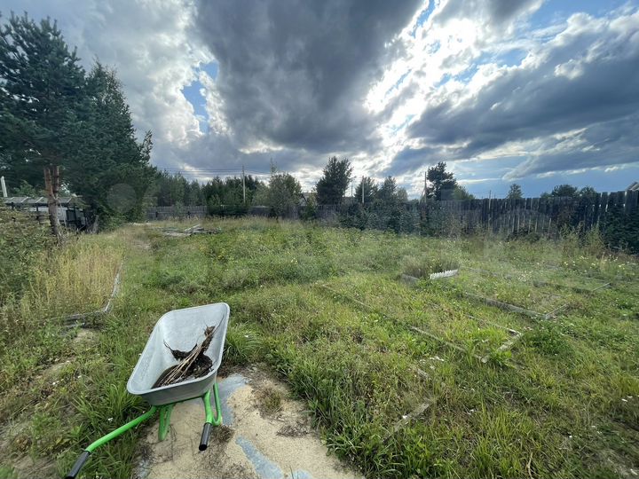 Дача 10 м² на участке 16 сот.