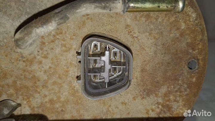 Топливный насос Toyota Caldina ST190 4SFE 1995