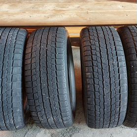 Yokohama Advan Winter 235/60 R18 107Q