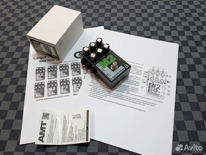 Гитарный предусилитель / AMT-M2