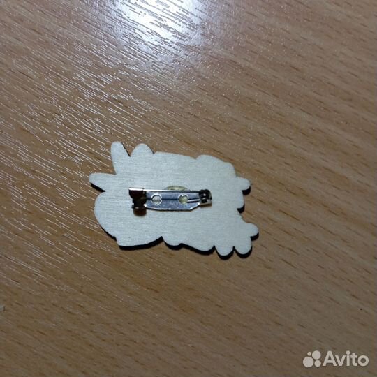 Деревянные значки