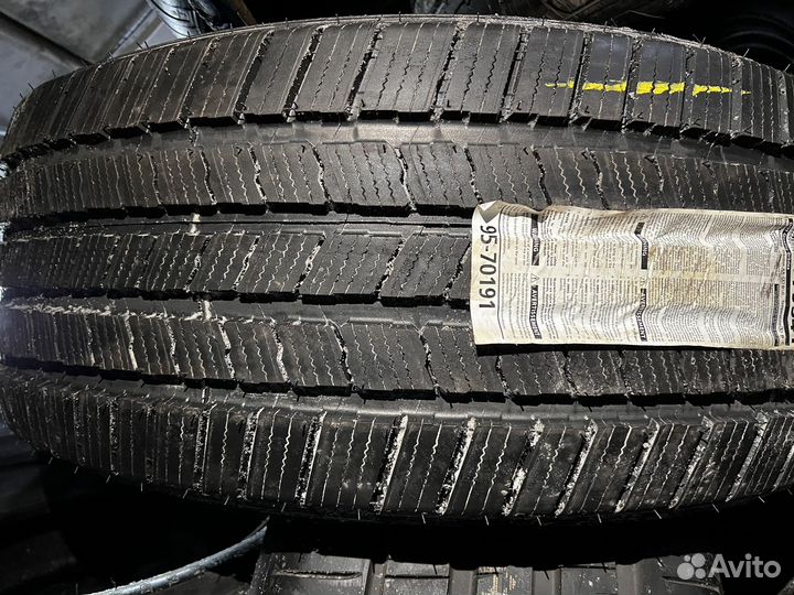 Michelin Defender LTX M/S 285/45 R22