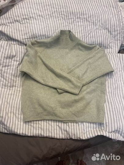 Свитер S/M 3 штуки