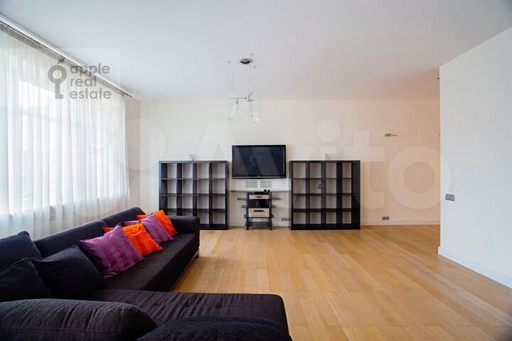 5-к. квартира, 204 м², 2/14 эт.