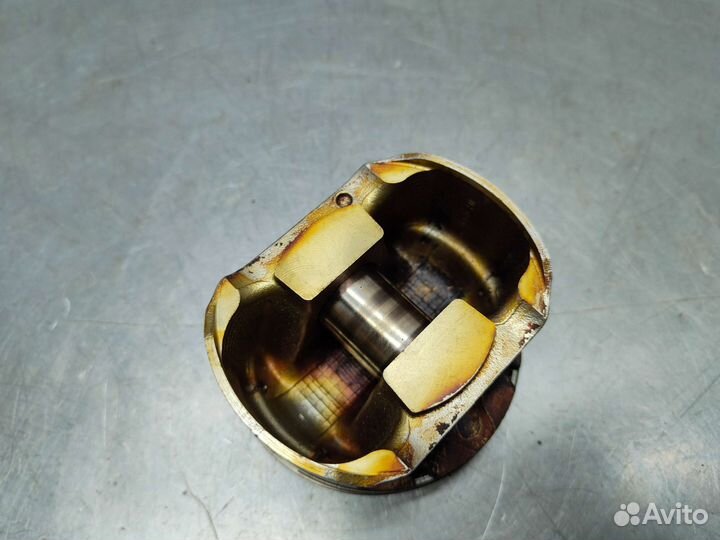 Поршень VQ25 Nissan Cedric 2001 г.в